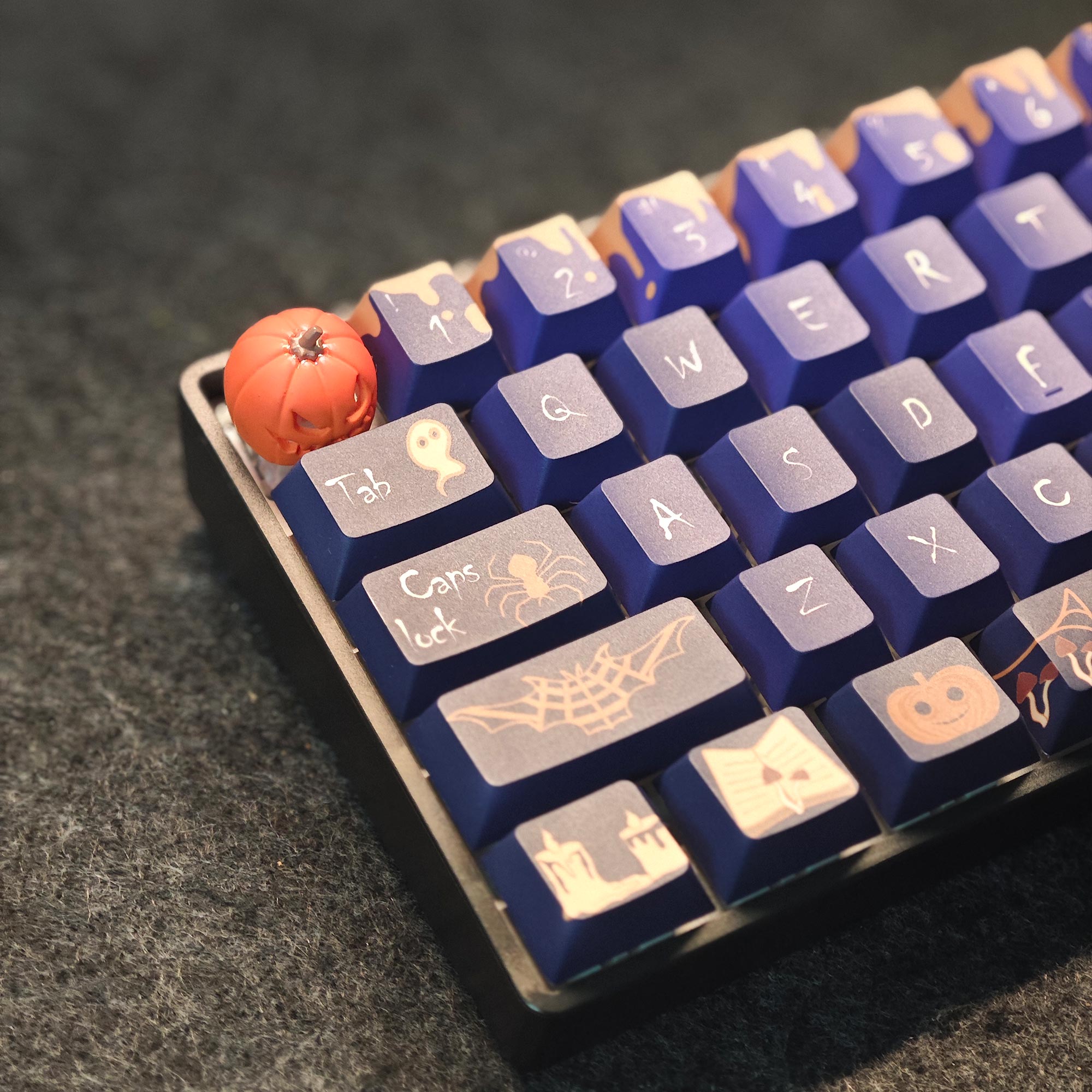 Halloween Themed Keycaps Limited Edition