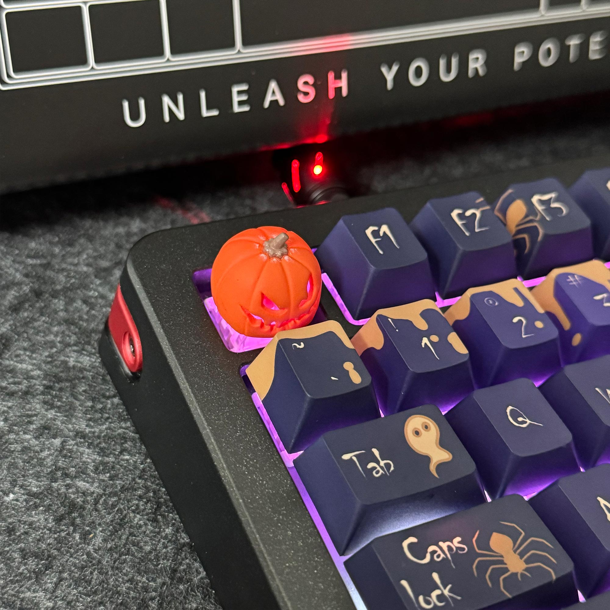 Halloween Themed Keycaps Limited Edition