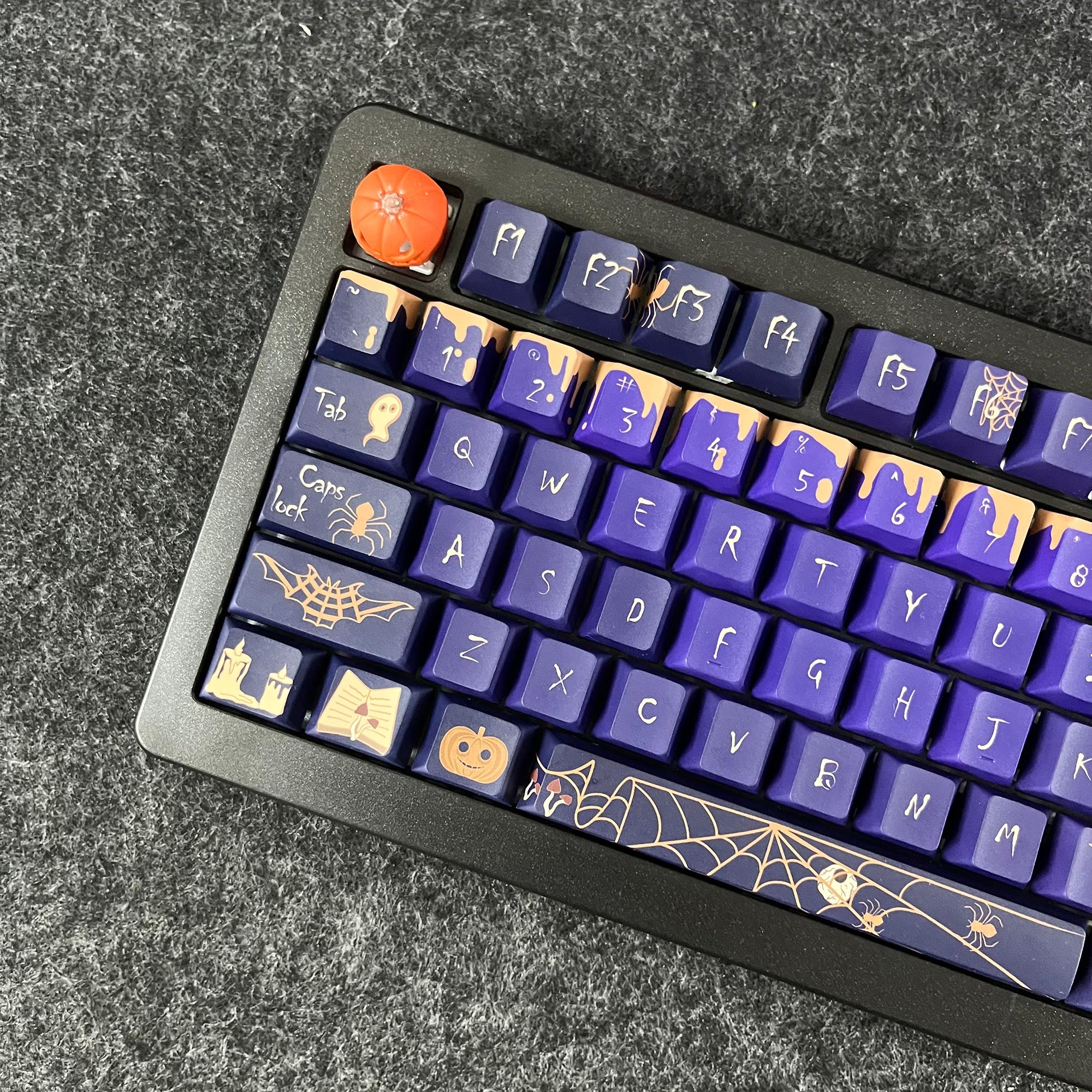 Halloween Themed Keycaps Limited Edition